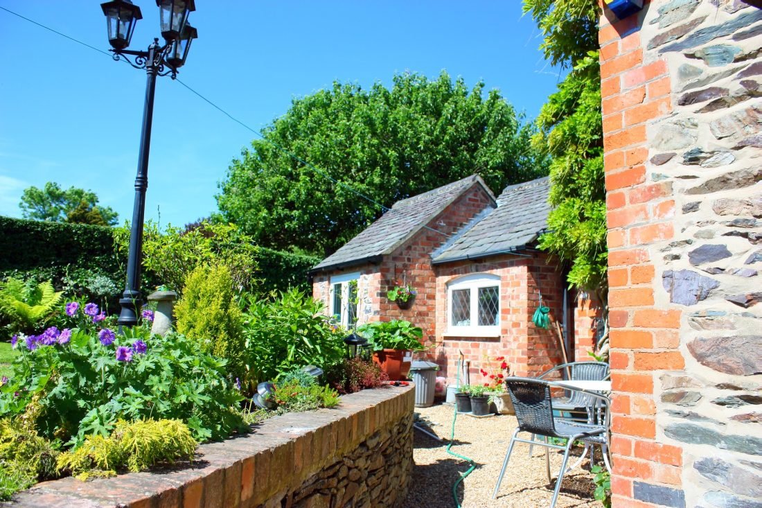 Woodhouse Eaves - Garden